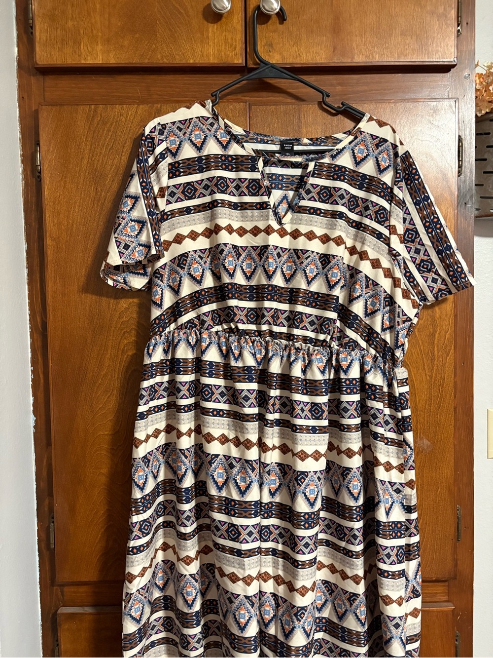 SHEIN Cream Maxi Dress with Navy and Brown Aztec Print